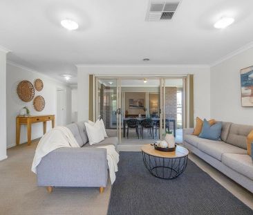 18 Riley Terrace, Tarneit VIC, Belconnen - Photo 1