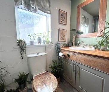 3 bedroom terraced house to rent - Photo 5