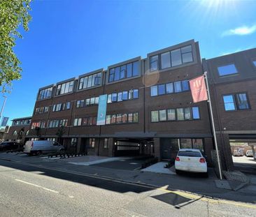 Trinity Place, Woking, Surrey, GU21 - Photo 6