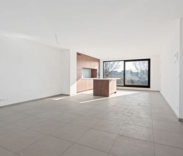 Appartement te huur - Photo 1