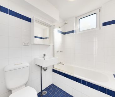 Two Bedroom Sun Filled Apartment With Water Views - Photo 1