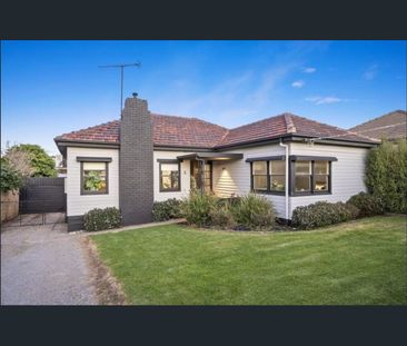 8 Shannon Avenue, Hamlyn Heights, Vic 3215 - Photo 4