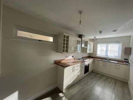 3 bedroom house to rent - Photo 5