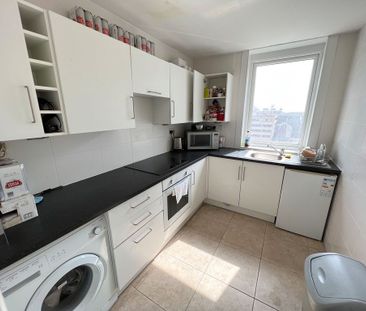 1 Bed Flat, Kings Road, BN1 - Photo 4