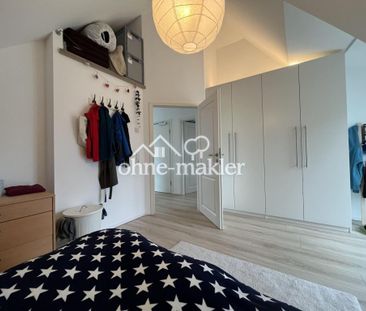 Attraktive helle 3-Zimmer-Dachgeschosswohnung - mit Balkon und Blic... - Photo 3