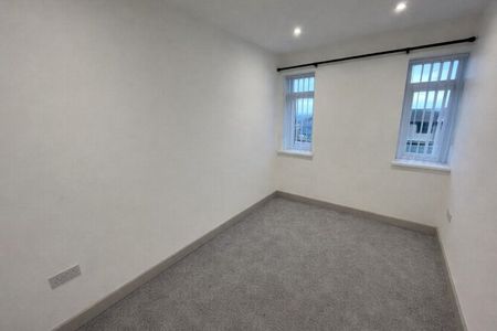 Ravenhill Rd, Swansea, SA5 - Photo 5