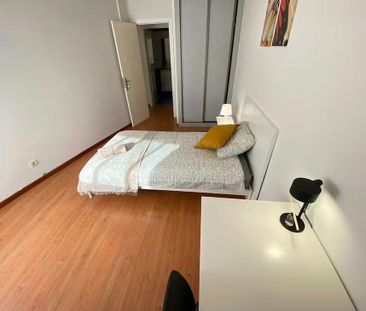 Calle Isaac Albéniz, Majadahonda, Community of Madrid 28222 - Photo 2