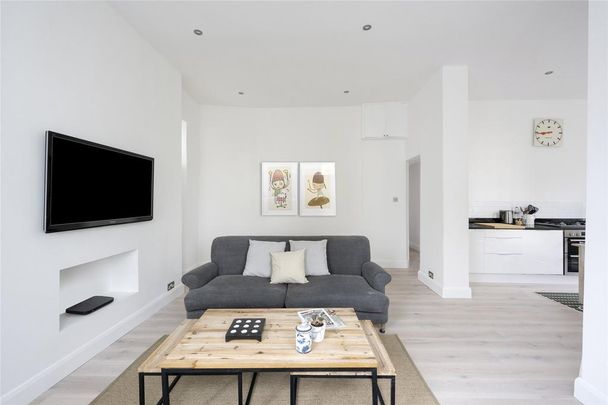 2 bedroom apartment to rent - Photo 1