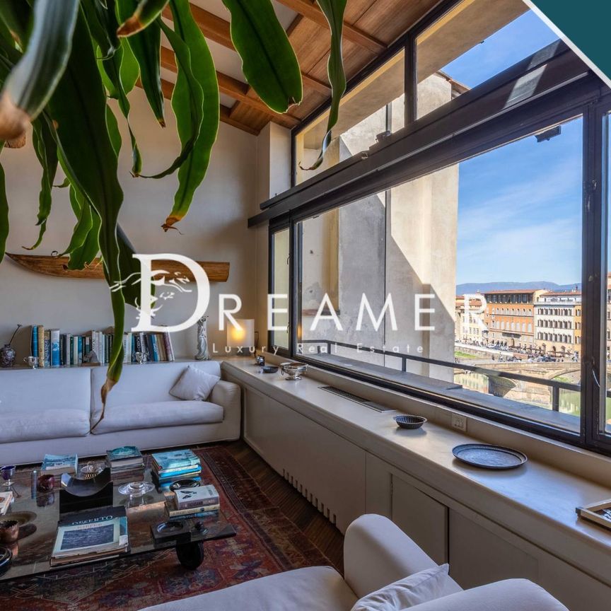 Wonderful Penthouse with Panoramic Terraces in the Center of Florence - Photo 1