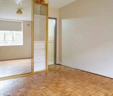 1 Bedroom Unit in the Heart of Crows Nest - Photo 6