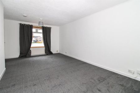 2 bedroom end of terrace house to rent - Photo 3