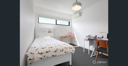 Fantastic home in the zone! - Photo 4