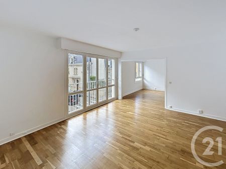 Location Appartement 5 pièces 110m² LA NEUVILLETTE 51100 - Photo 3