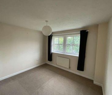 Redwing Close, Stratford-upon-avon, CV37 - Photo 5