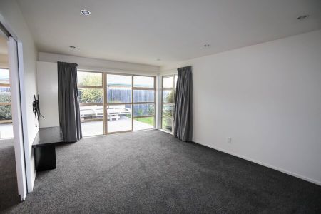 Clearbrook Palms - Photo 2