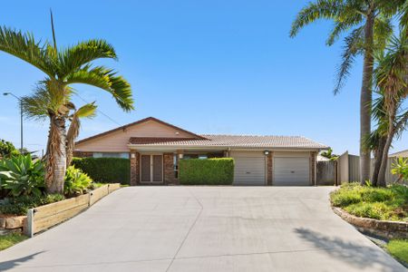 105 Allison Drive, Kallangur - Photo 2