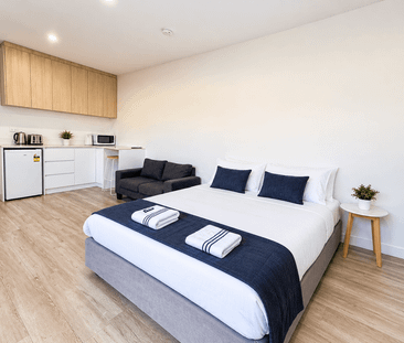 Private Ensuite Room - All utilities Included I $375/week - Photo 5