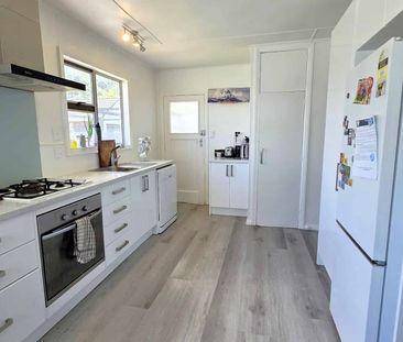 Private, Secure & Pet-friendly! - Photo 1