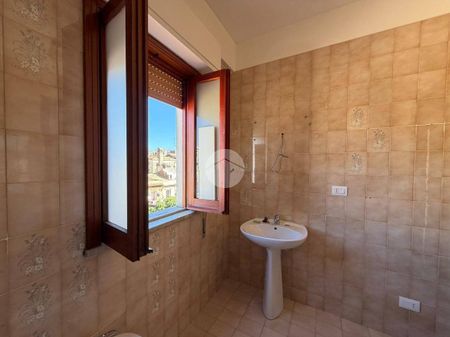 Appartamento corso A. Amedeo 74, Zisa, Palermo - Photo 5
