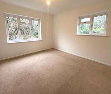 Upper Heyshott, Petersfield, Hampshire, GU31 - Photo 3