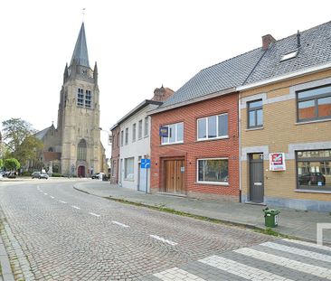 Gerenoveerde woning met 3 slaapkamers en fietsenberging. - Photo 2