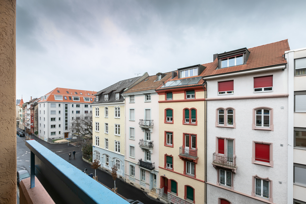 Moderne 2.5-Wohnung im schönen Gundeli - Photo 1