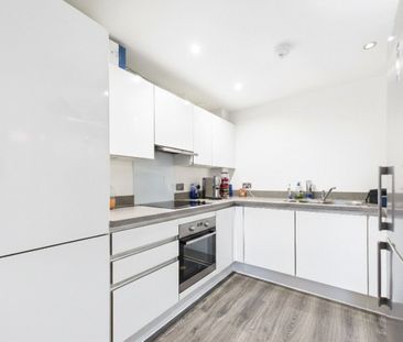 Kidwells Close, Berkshire Kidwells Close, Berkshire - Photo 1