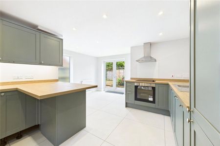 Auclum Lane, Burghfield Common, Berkshire, RG7 - Photo 4