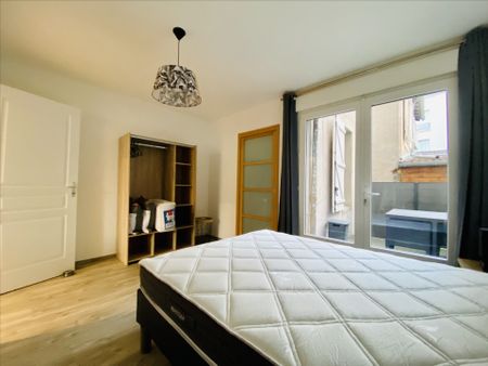 Location Appartement 2 pièces 45m² - Photo 4