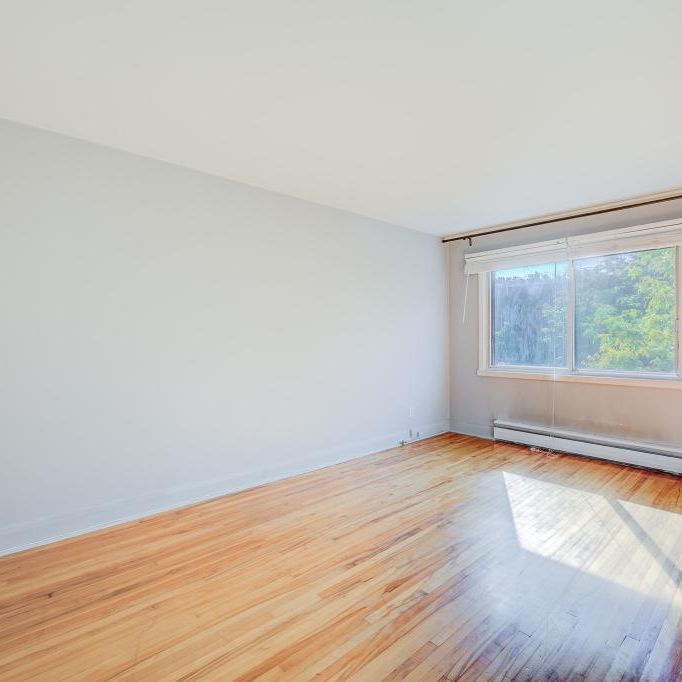 Condo 3 1/2 Nouvelle Construction / Apartment 5 1/2 New Construction - Photo 1