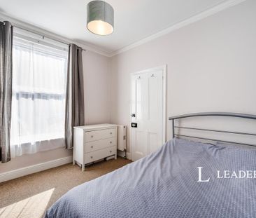 4 bedroom terraced house to rent - Photo 1