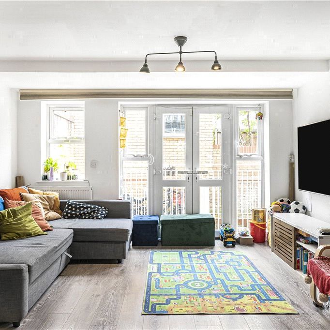Poplar High Street, London, E14 0AE - Photo 1