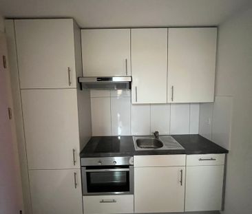 "grosszügige 1.0 Zimmer-Wohnung an ruhiger Lage Nähe Bahnhof" - Photo 2