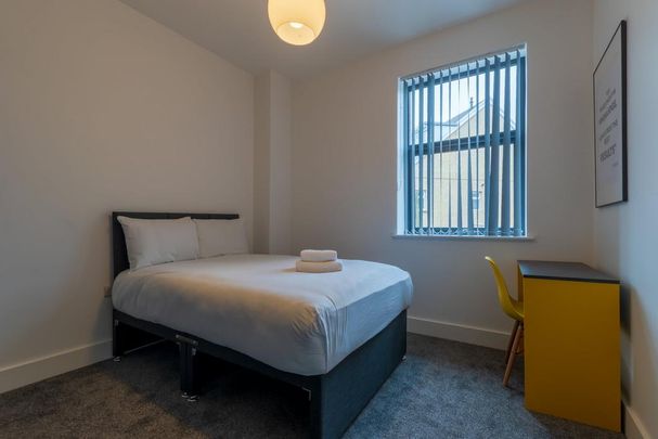 1 bedroom in a house share to rent - Photo 1