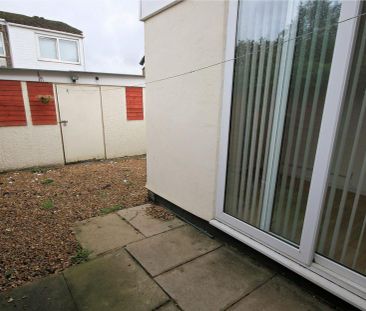 3 bedroom end of terrace house to rent - Photo 6