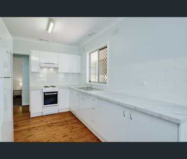 2/76 Michael Street, Jesmond, NSW 2299 - Photo 5