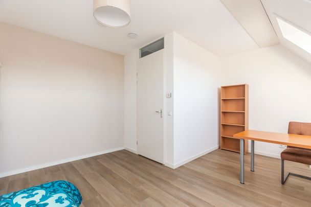 Regenboogforel 22, Triangel, 2742NH, Waddinxveen - Photo 1