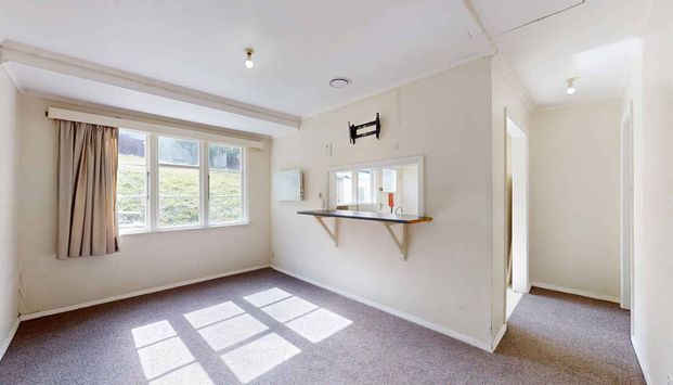 Spacious Family Home - Photo 1