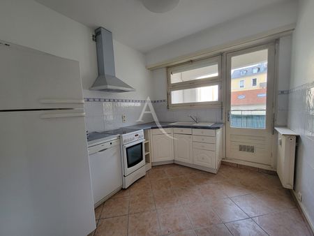 Location Appartement 3 pièces 61m² - Photo 3