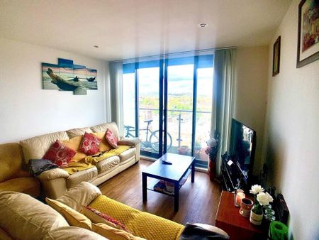 2 bedroom apartment to rent - Photo 4