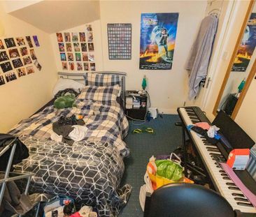 6 bedroom house to rent - Photo 2