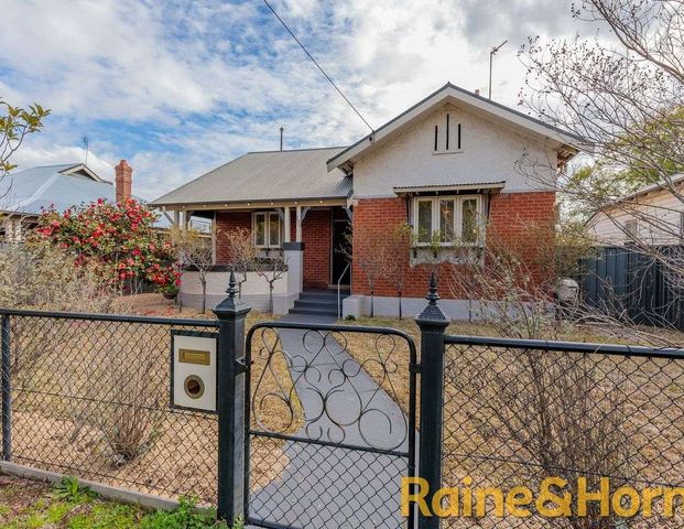 195 Fitzroy Street, Dubbo, NSW 2830 - Photo 1