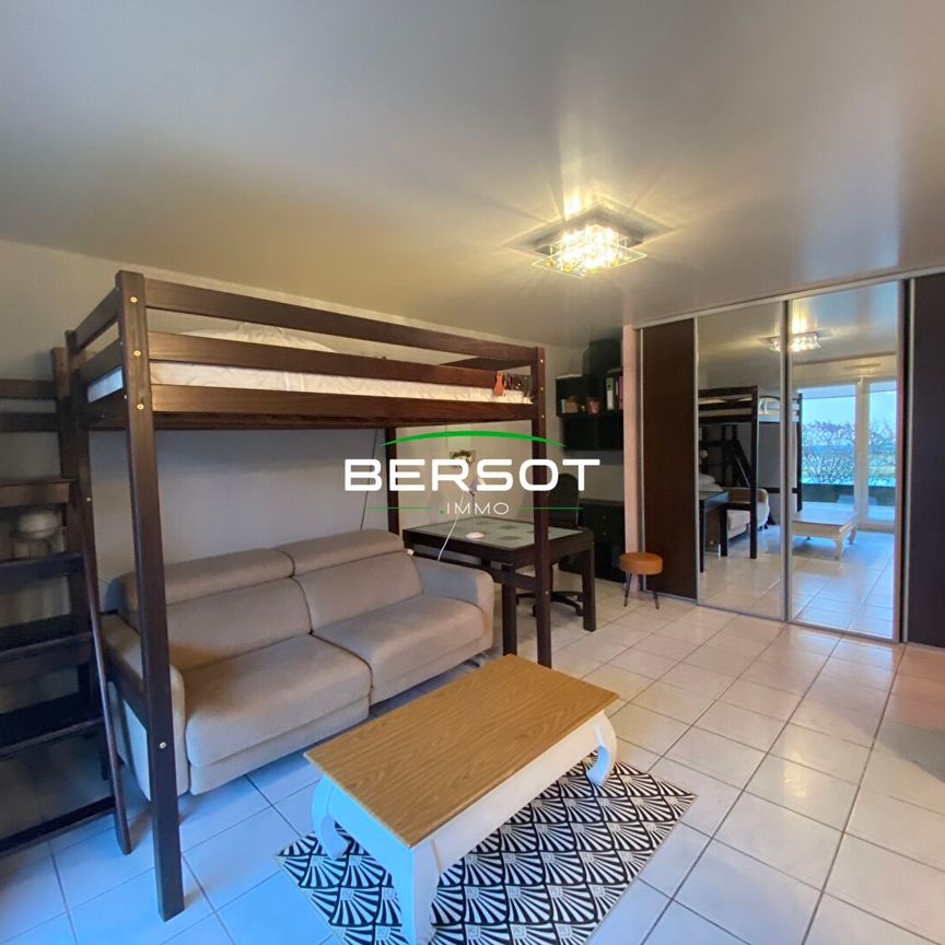 studio meublé rue de Dole - Photo 1