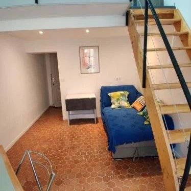 Beau F1bis de 20m² avec mezzanine - Photo 2