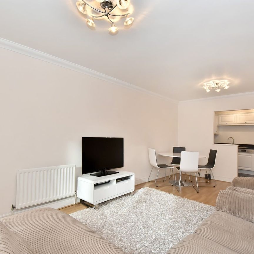 2 Bed Flat, Ormond House, SW1P - Photo 1