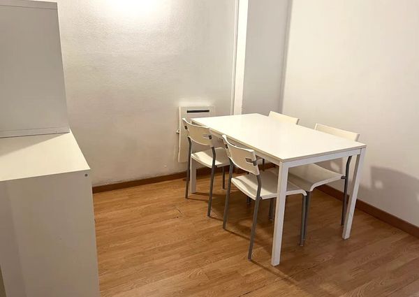 Avinguda de la Riera de Cassoles, Barcelona, Catalonia 08012