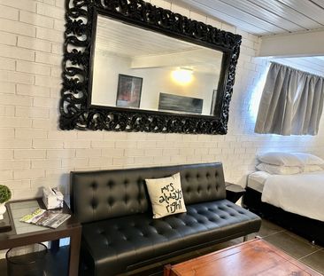 Comfortable & Convenient Living - Photo 2