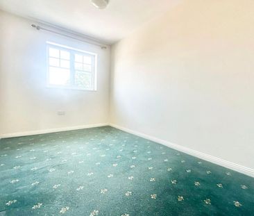 Garrison Close, Hounslow, TW4 5EZ - Photo 4