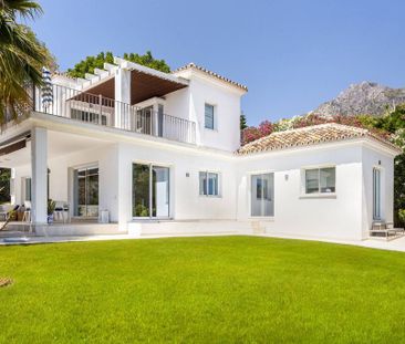 4 bedroom luxury Villa for rent in The Golden Mile, Marbella, Andal... - Photo 5