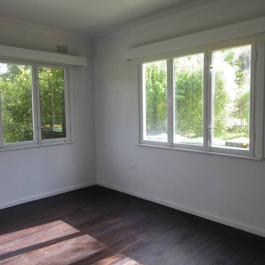 17 Creek Street, Cooma - Photo 1